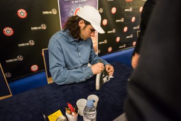 Autograph signing